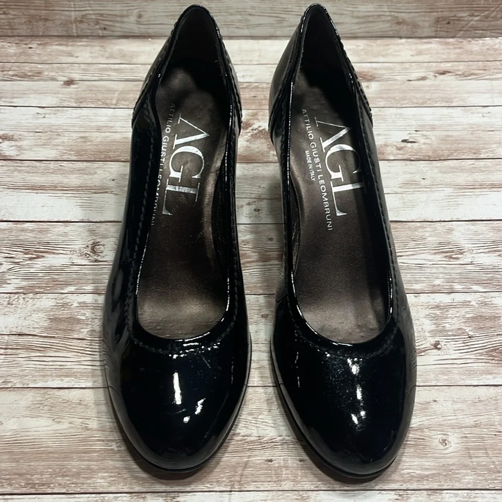 AGL Attilio Giusti Leombruni Vero Cuoio Black Patent Leather Heels Size 38 1/2